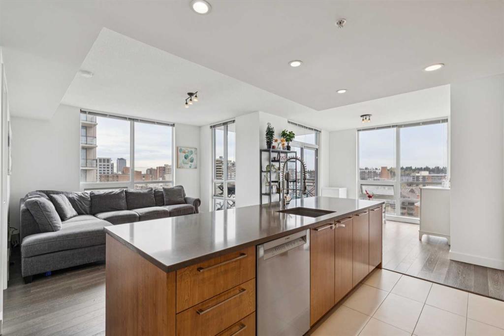 1118 12 Avenue SW #806 photo 3