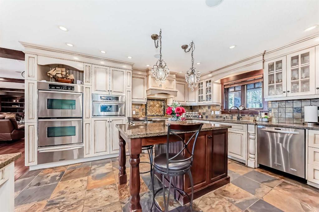 10909 Eamon Road NW photo 4