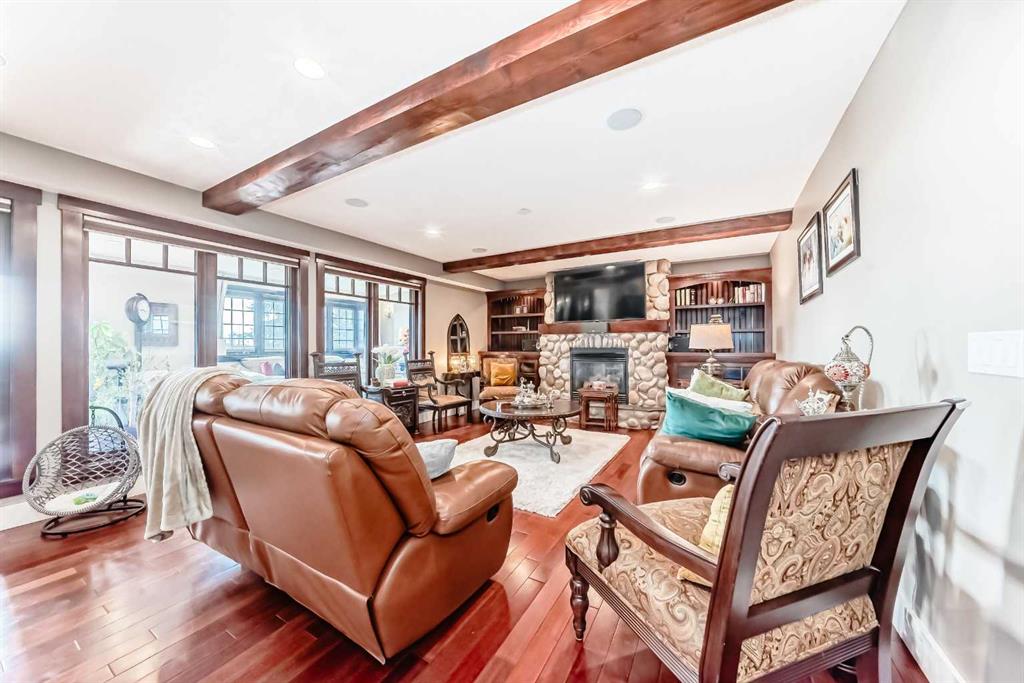 10909 Eamon Road NW photo 5