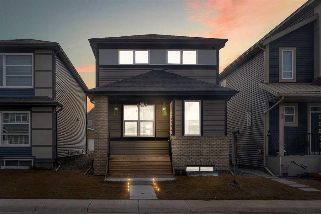 521 chinook winds Gardens SW photo 2