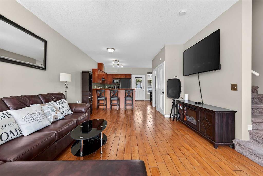 2005 Luxstone Boulevard SW #402