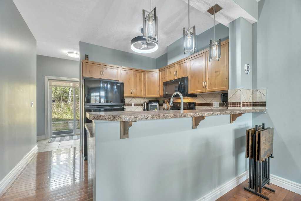 172 Rockyledge View NW #8 photo 5