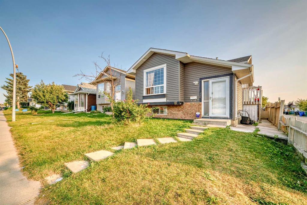 11 Martinwood Road NE photo 4