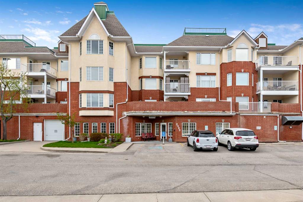 2206 Sienna Park Green SW #2206 photo 2