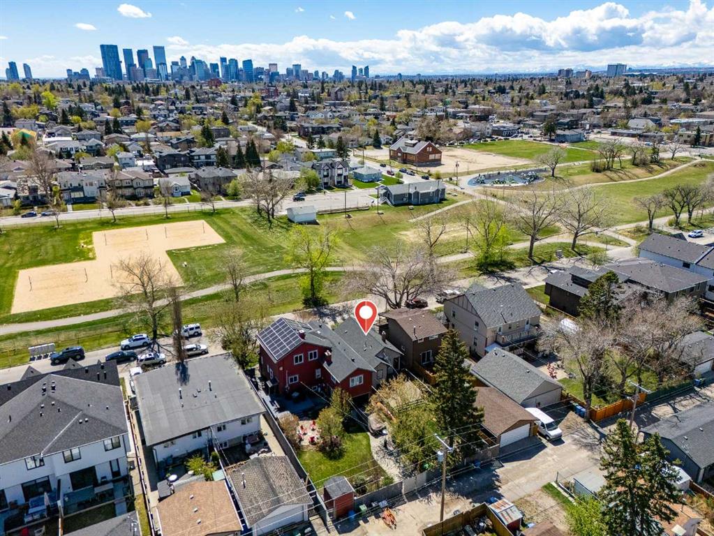 224 30 Avenue NE photo 2