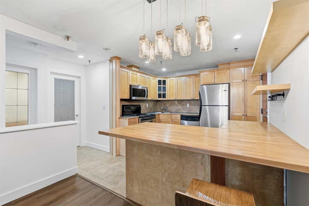 717 4A Street NE #107 photo 2
