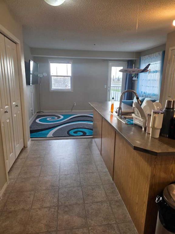 270 Saddlebrook Point NE photo 4