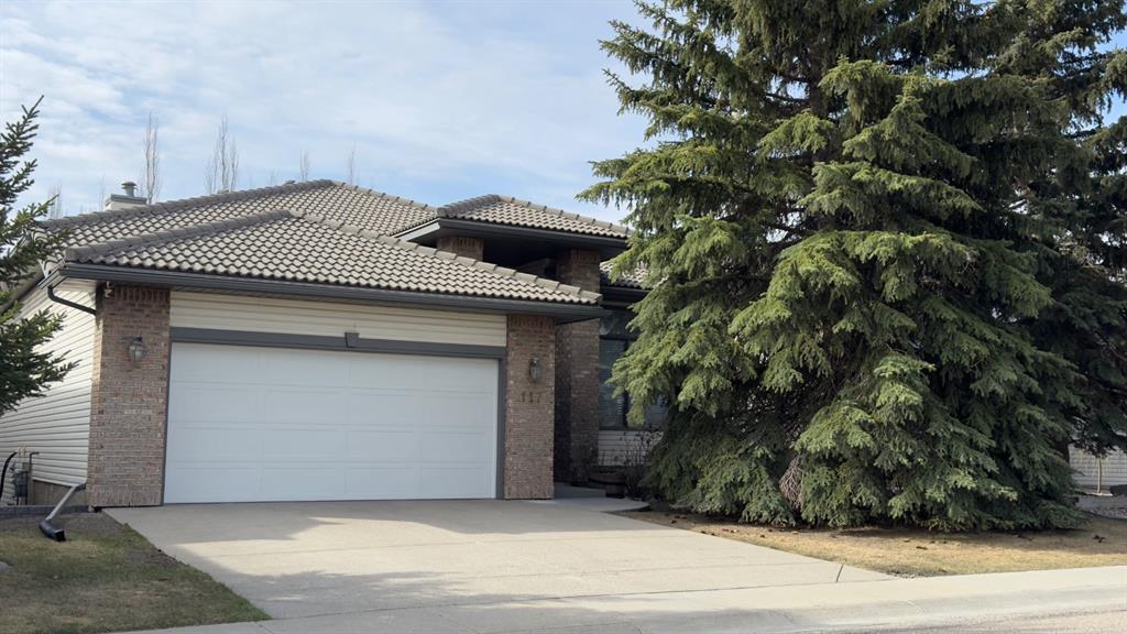117 Woodpark Close SW photo 3