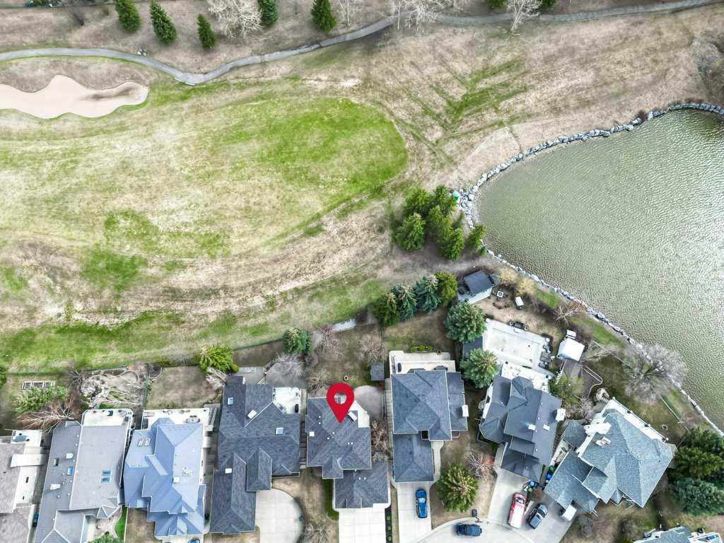 91 Valley Ridge Green NW photo 4