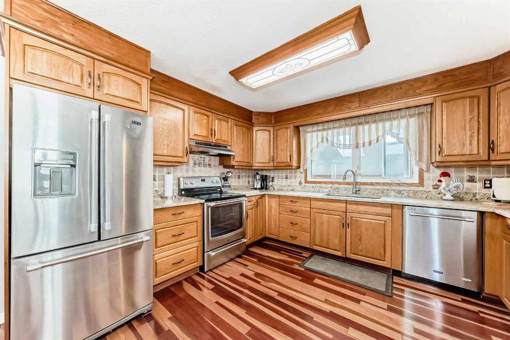 247 Huntford Way NE photo 3