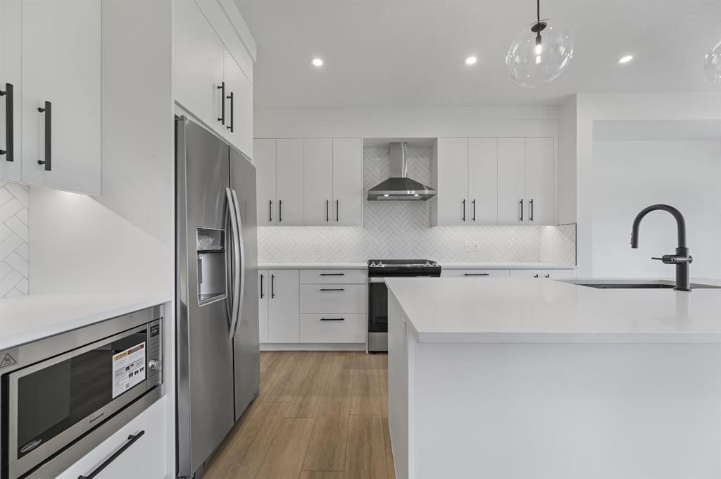 135 Walgrove Bay SE