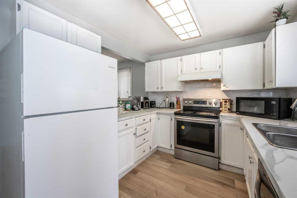 356 Falmere Road NE photo 2