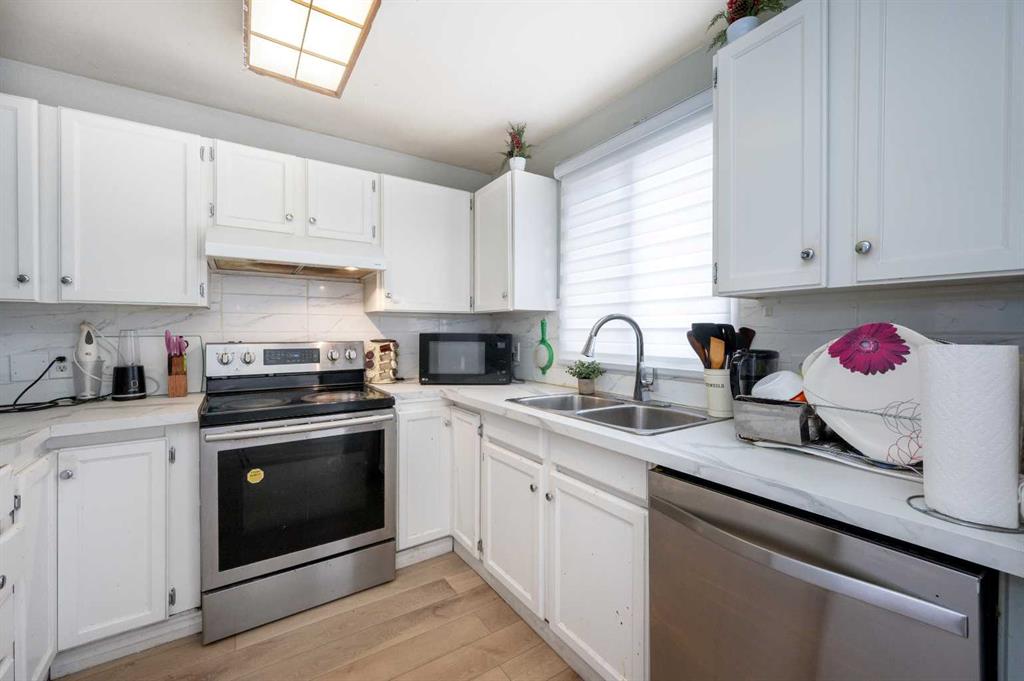 356 Falmere Road NE photo 3