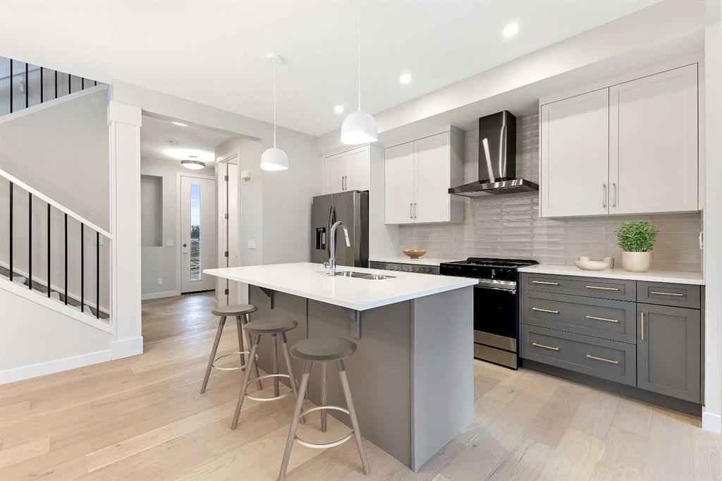 215 Waterford Heights
