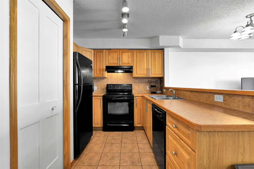 92 Saddletree Court NE #218 photo 5