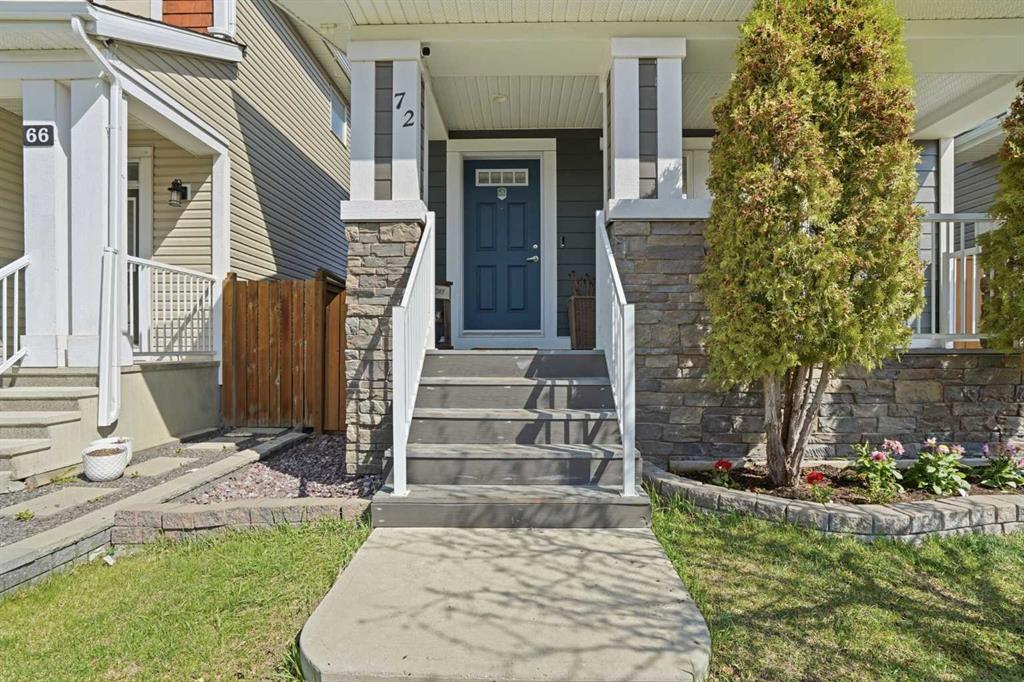 72 Redstone Common NE photo 3