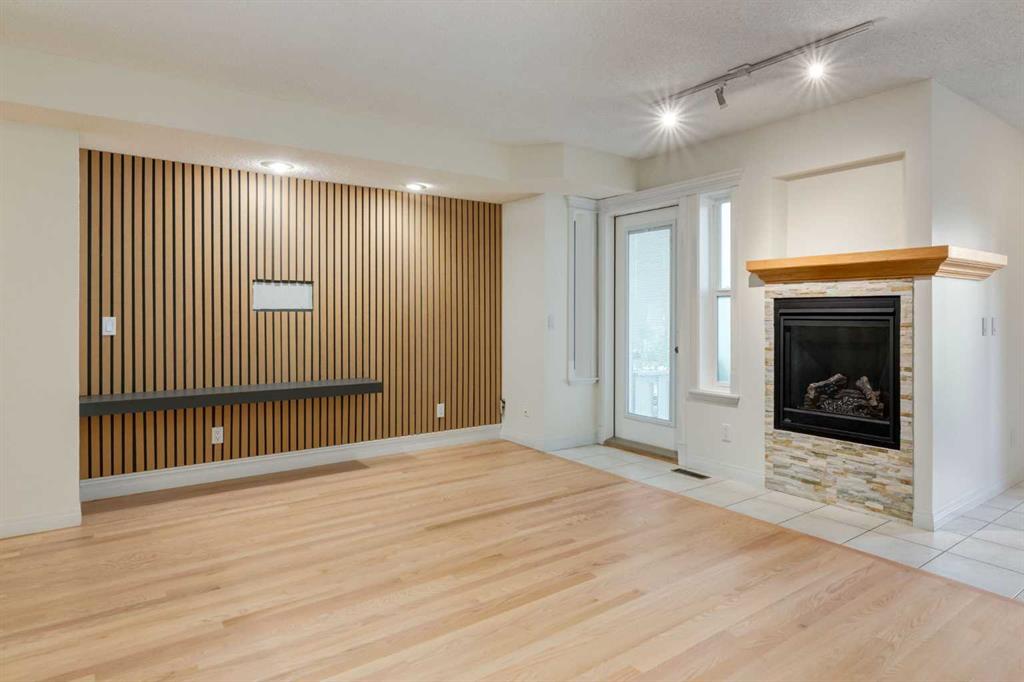 107 9 Street NW photo 5