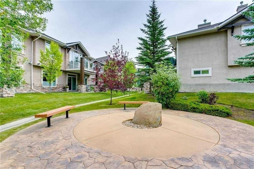 56 Discovery Woods Villas SW photo 3
