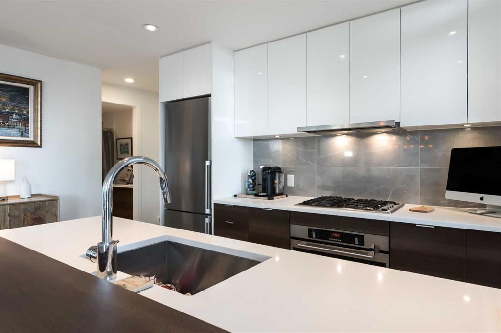108 Waterfront Court SW #803 photo 3