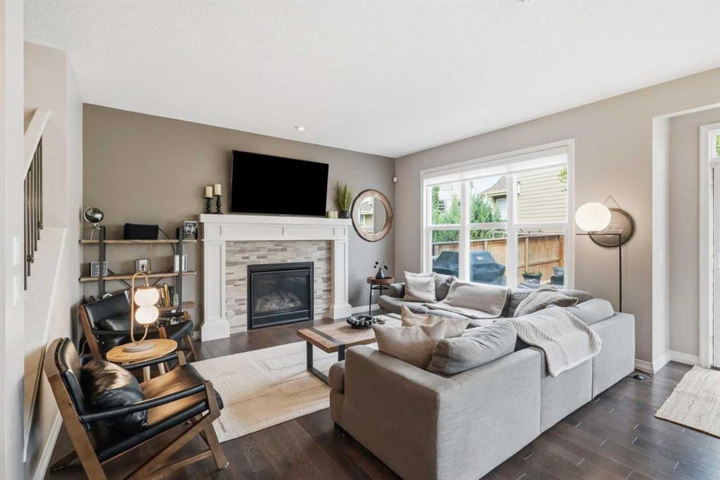 6 Mahogany Lane SE photo 3