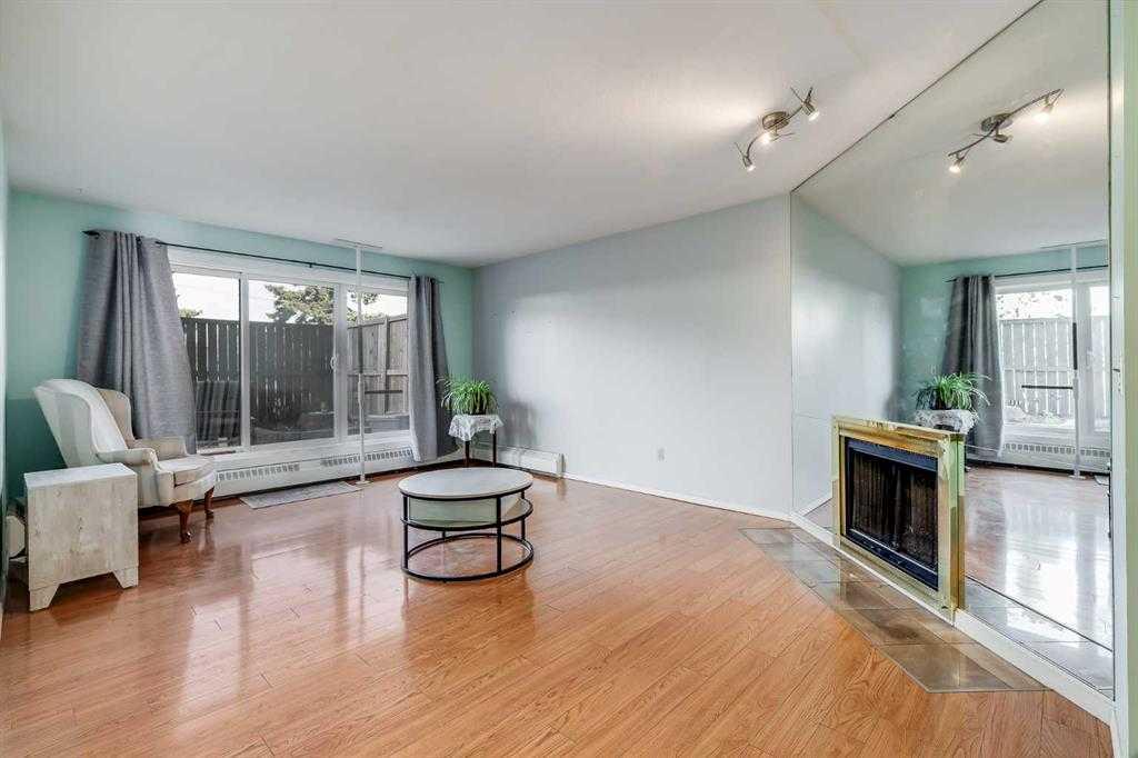 335 Garry Crescent NE #104 photo 2