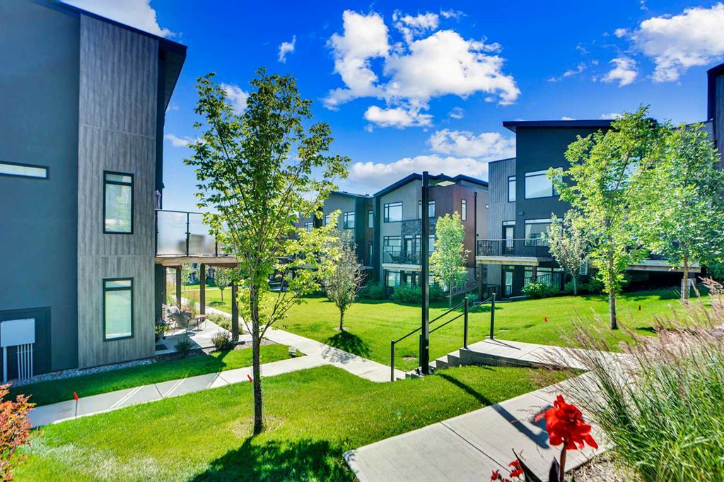 19 Royal Elm Green NW photo 5
