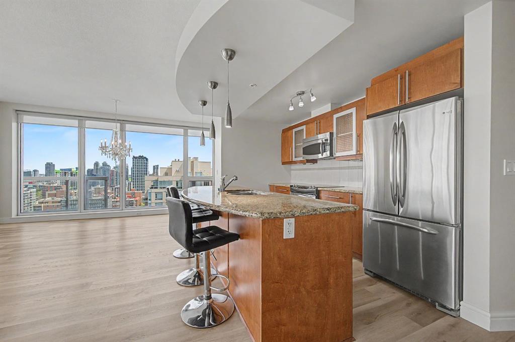 817 15 Avenue SW #1900 photo 5
