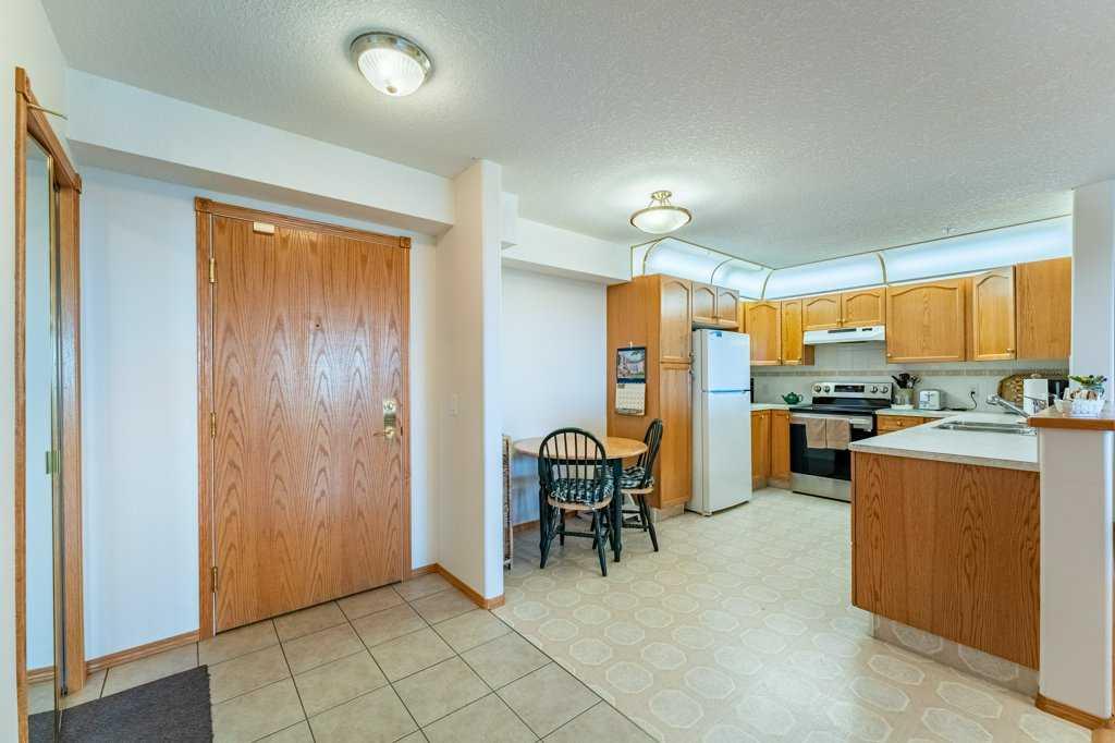 728 Country Hills Road NW #136 photo 5