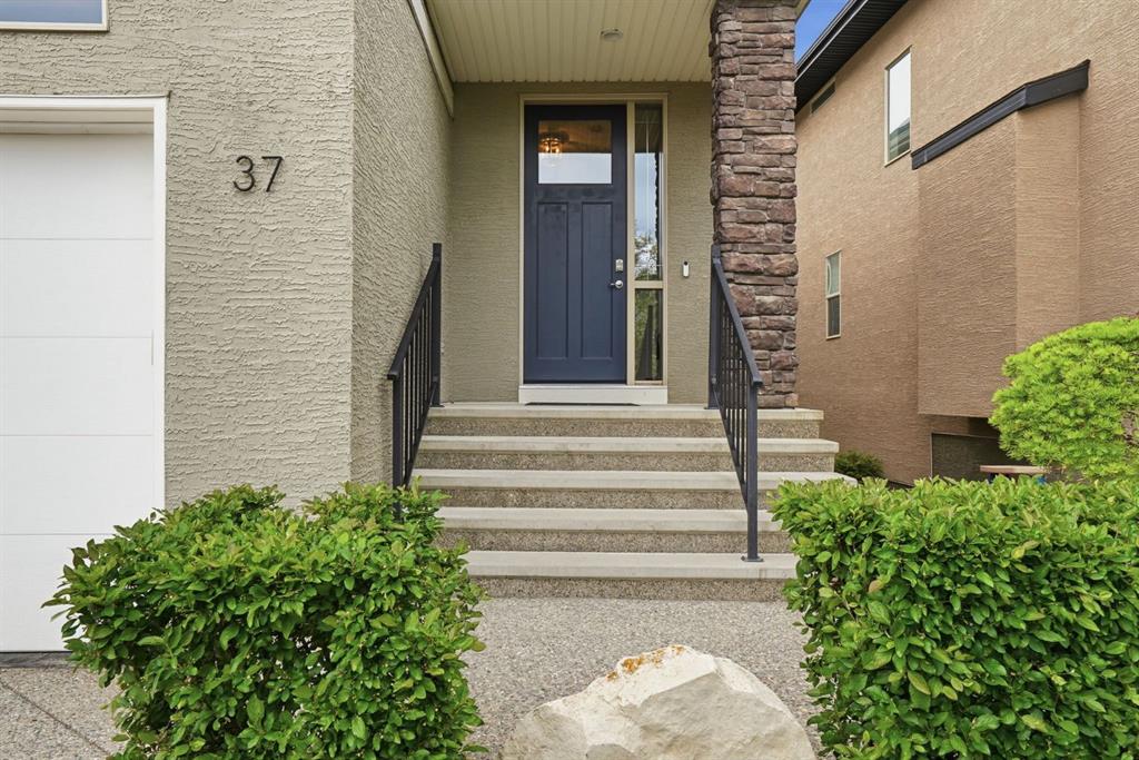 37 Walden Park SE photo 3