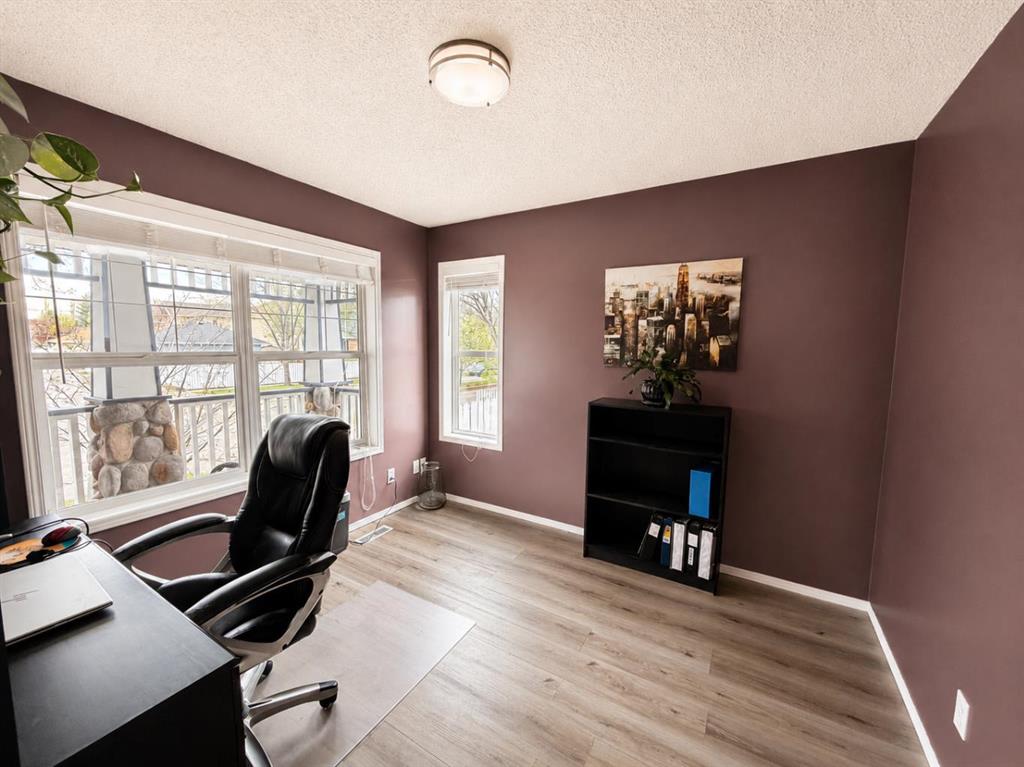 42 Inverness View SE photo 5
