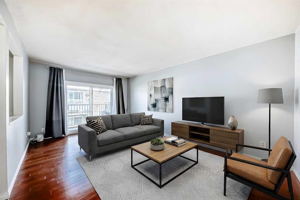 4503 75 Street NW #3 photo 2