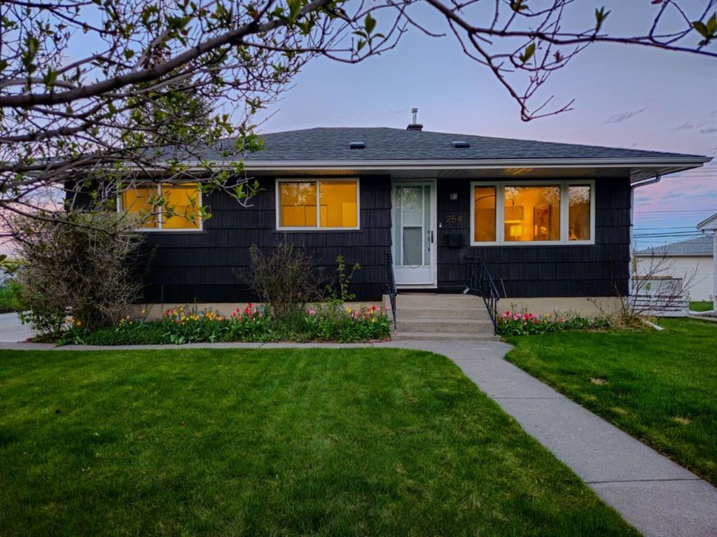 254 Hendon Drive NW