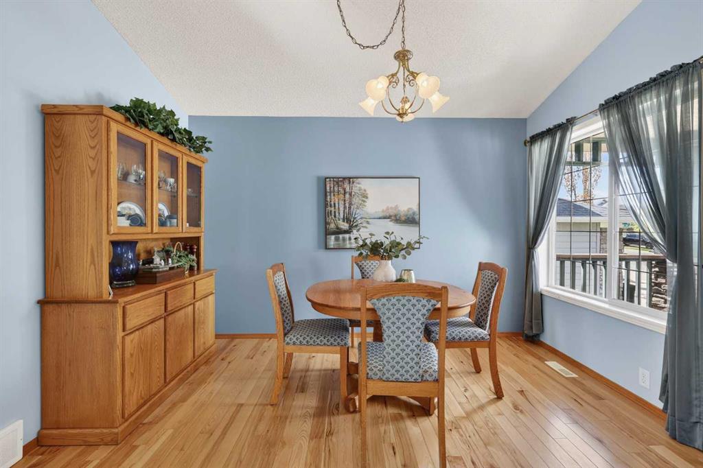 86 Chapalina Way SE photo 3