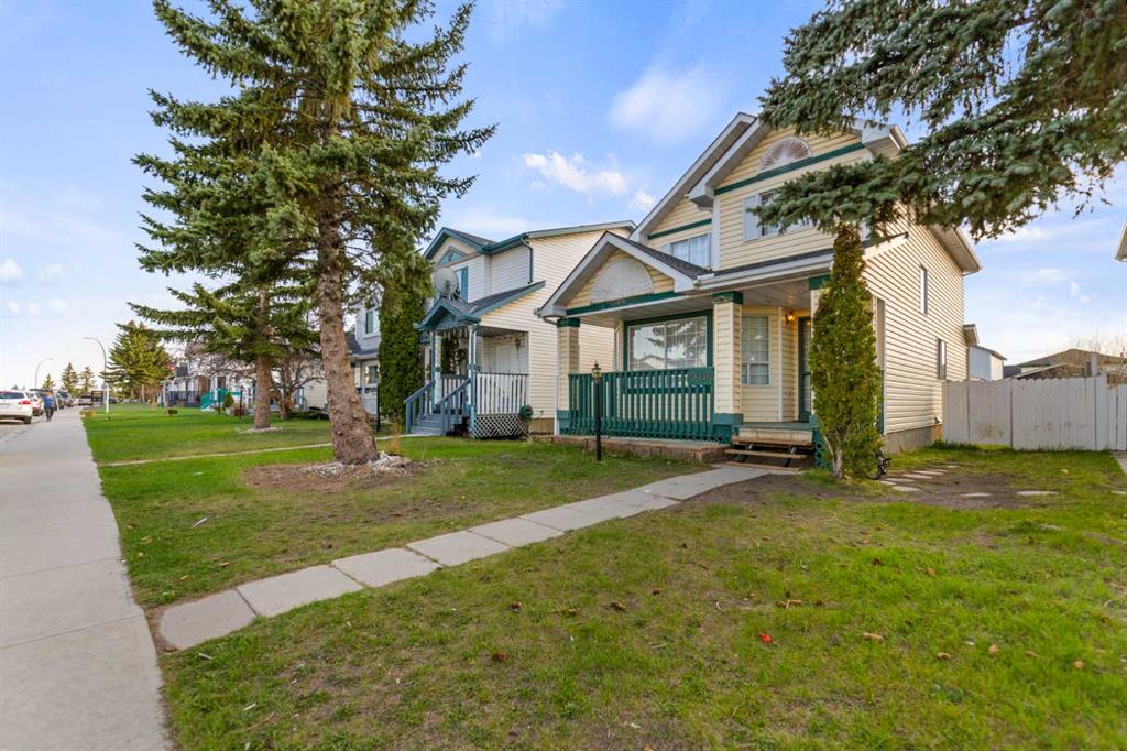 3806 Catalina Boulevard NE photo 2