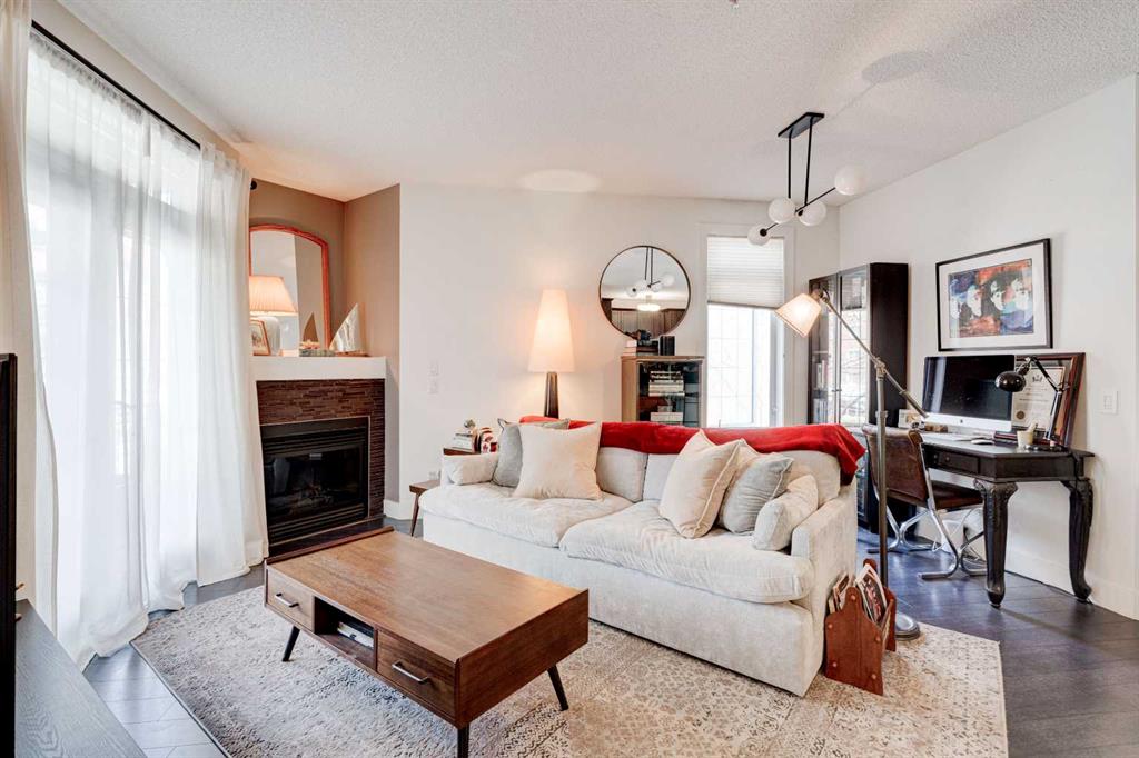 527 15 Avenue SW #213 photo 3