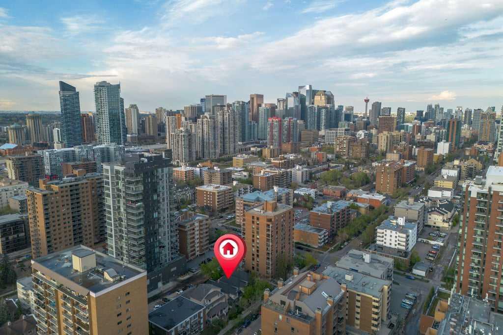 1314 15 Avenue SW photo 3