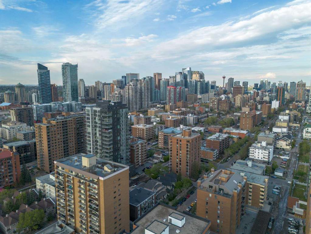 1316 15 Avenue SW photo 5