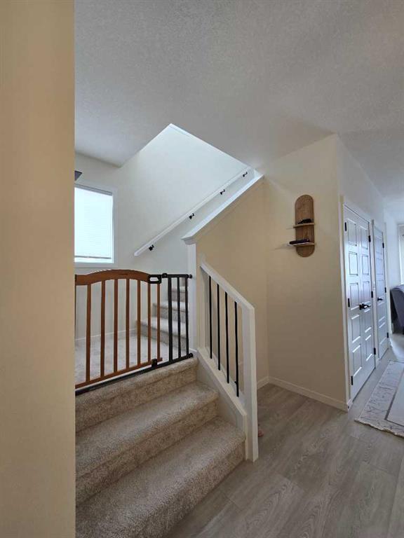 431 Rowmont Boulevard NW photo 3