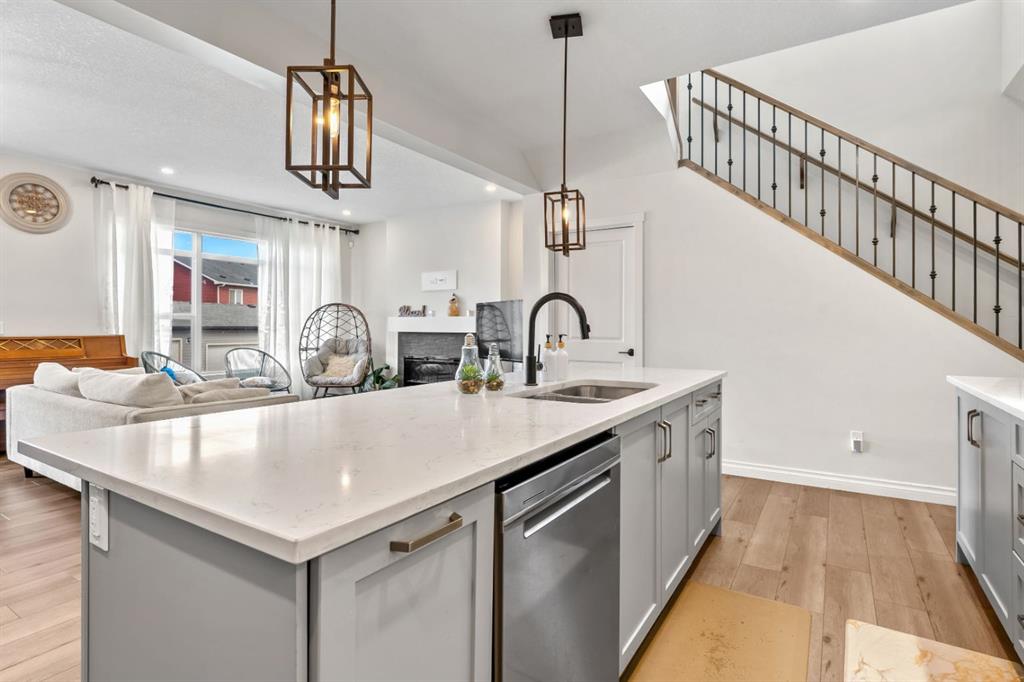 58 Sage Hill Heights NW photo 5