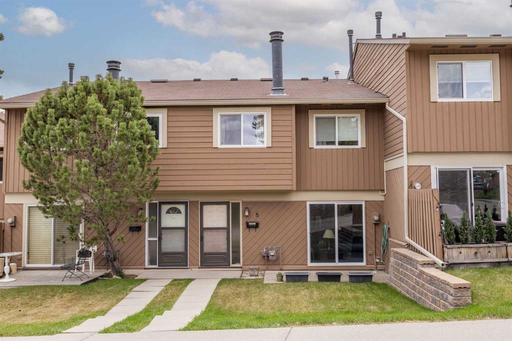 4940 39 Avenue SW #8