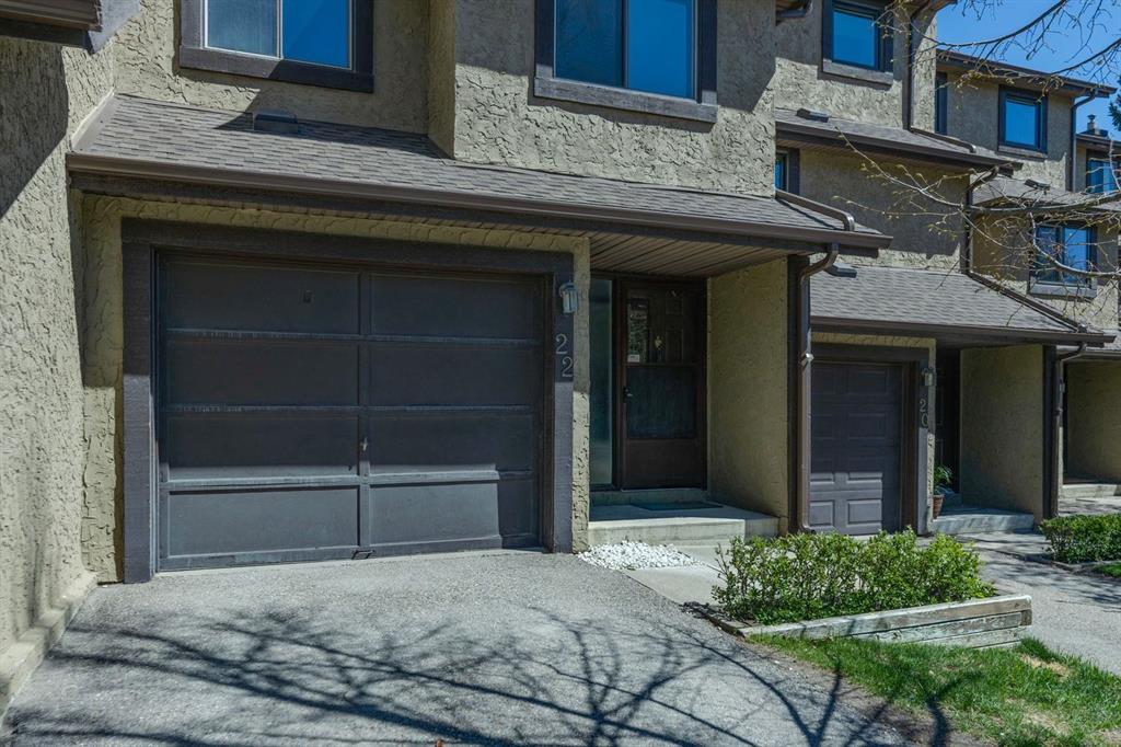 22 Glamis Gardens SW photo 2