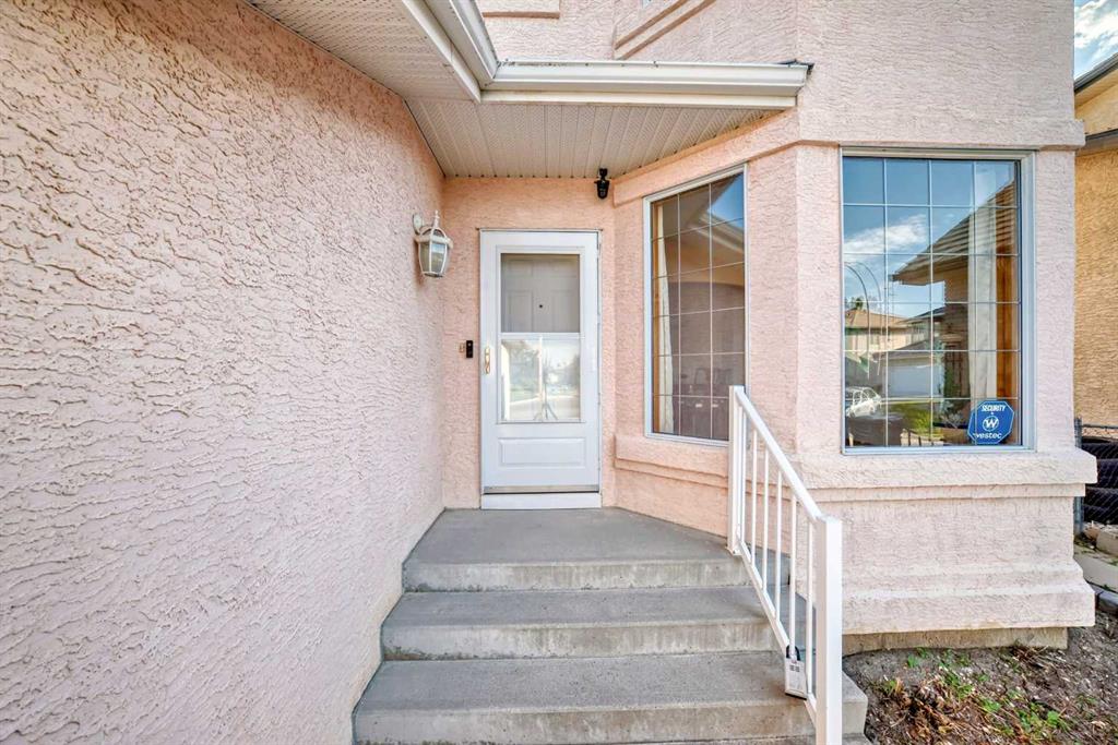 75 Hampstead Way NW photo 2