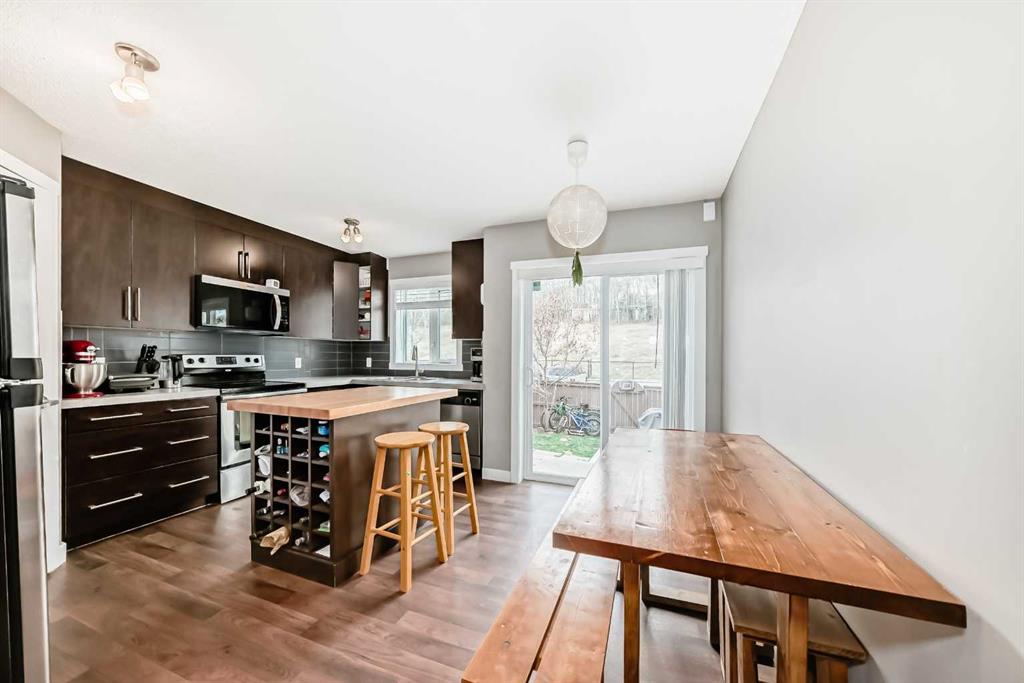 49 Aspen Hills Drive SW photo 5