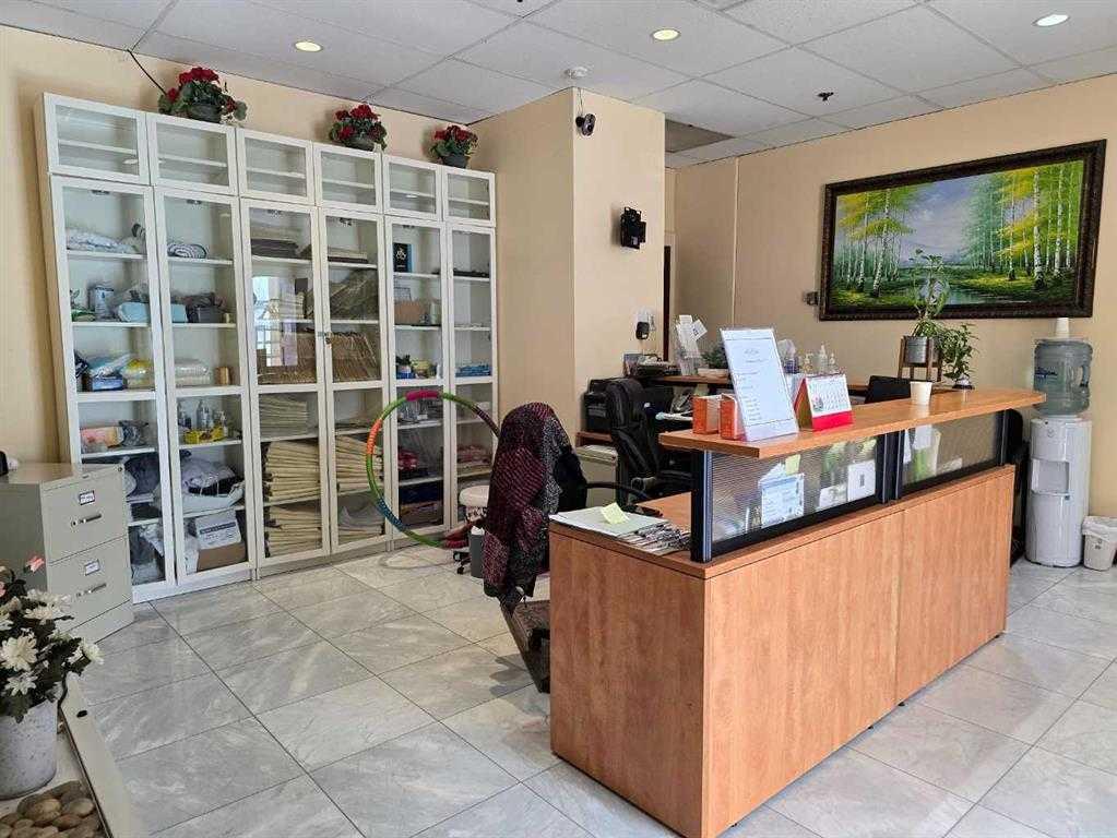 738 3 Avenue SW #116 photo 4