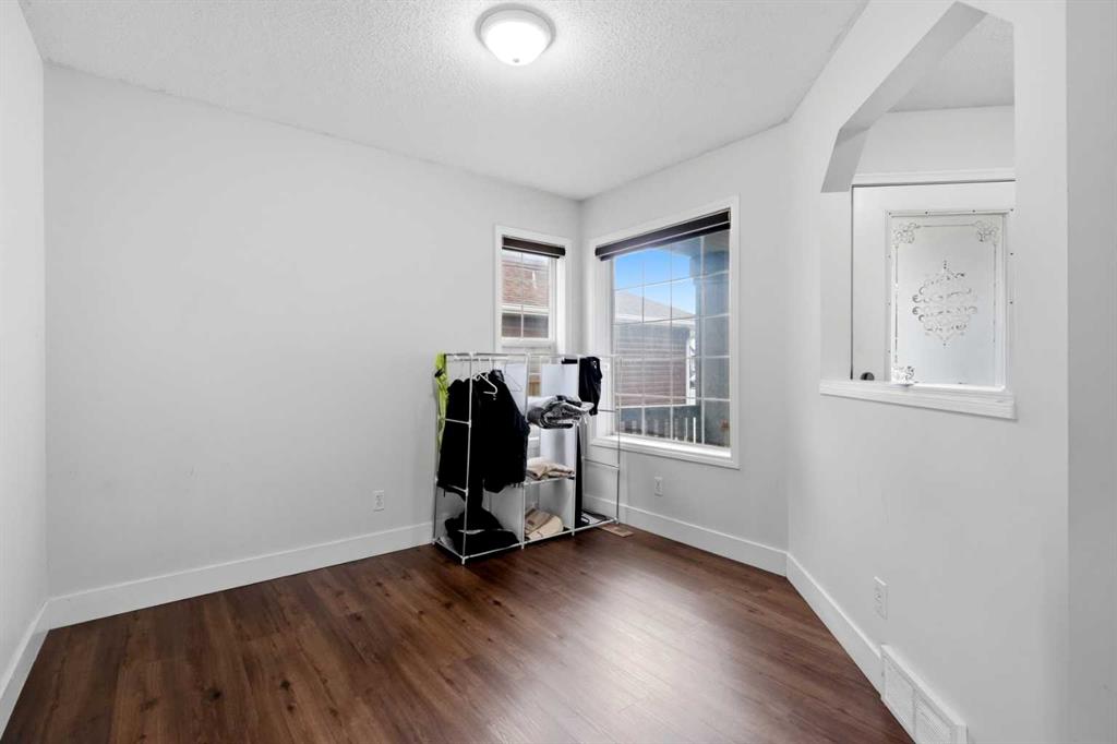 6 Taralea Place NE photo 2