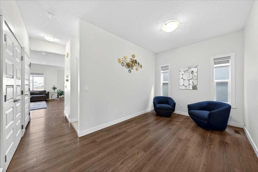 44 Saddlestone Way NE photo 4
