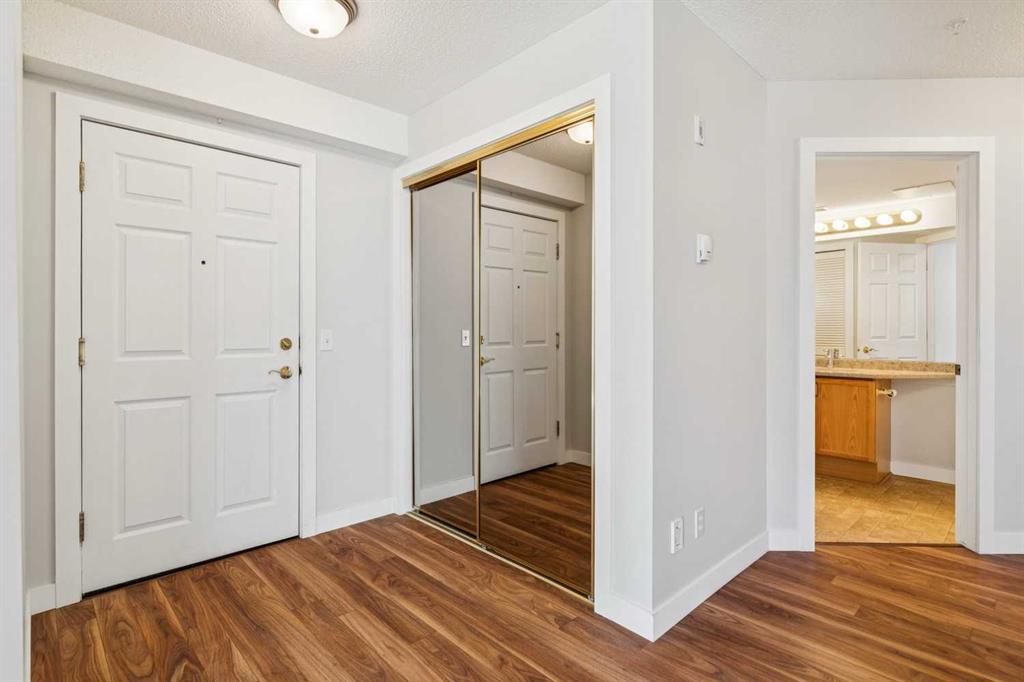 1213 Sienna Park Green SW #1213 photo 2