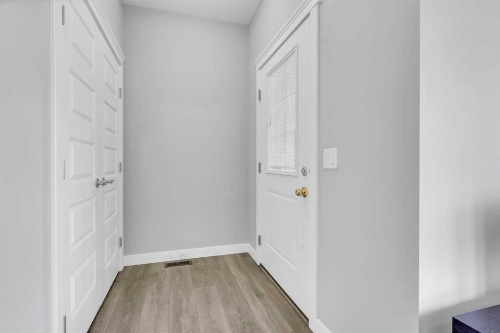 52 Red Embers Manor NE photo 4