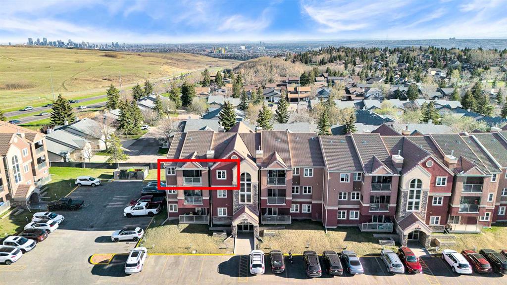 1332 Edenwold Heights NW #1332 photo 2