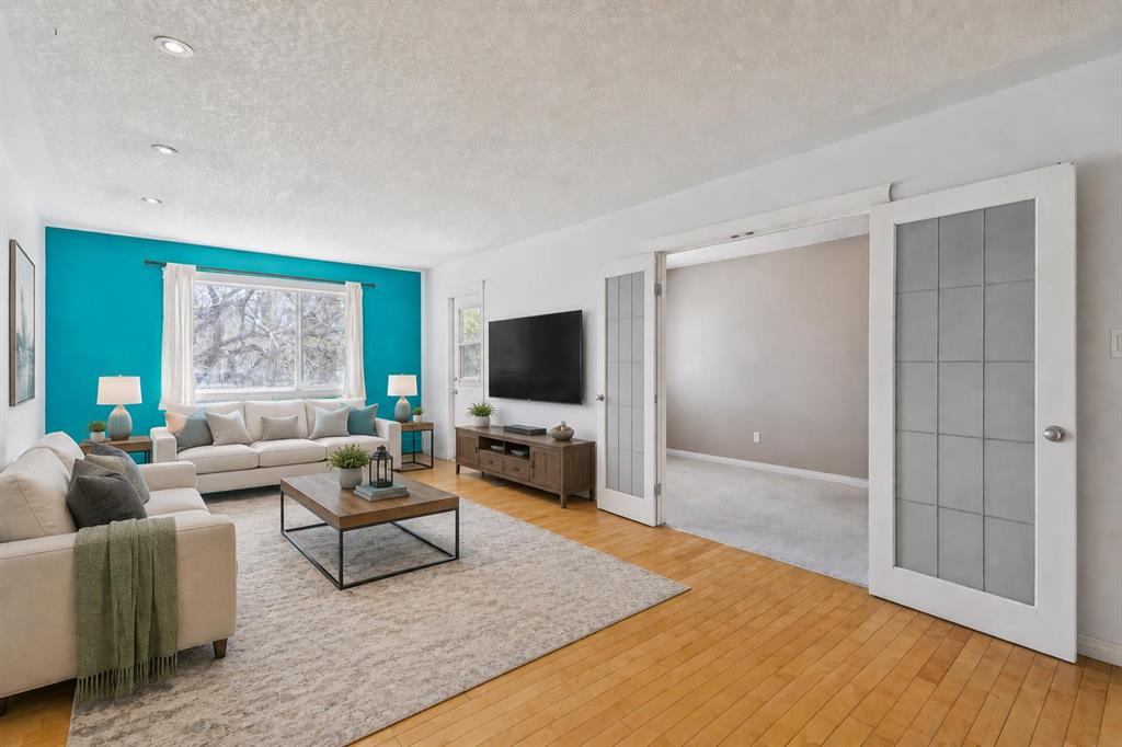 638 Meredith Road NE #301 photo 2